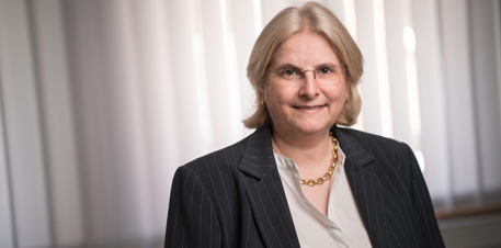 Dr. Friederike Höfer (Dipl. Chem.)